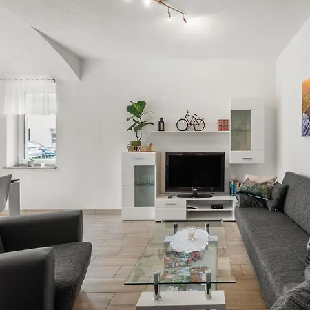 Modern In With A Terrace In Apartment