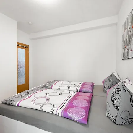 Modern In With A Terrace In Апартаменты *